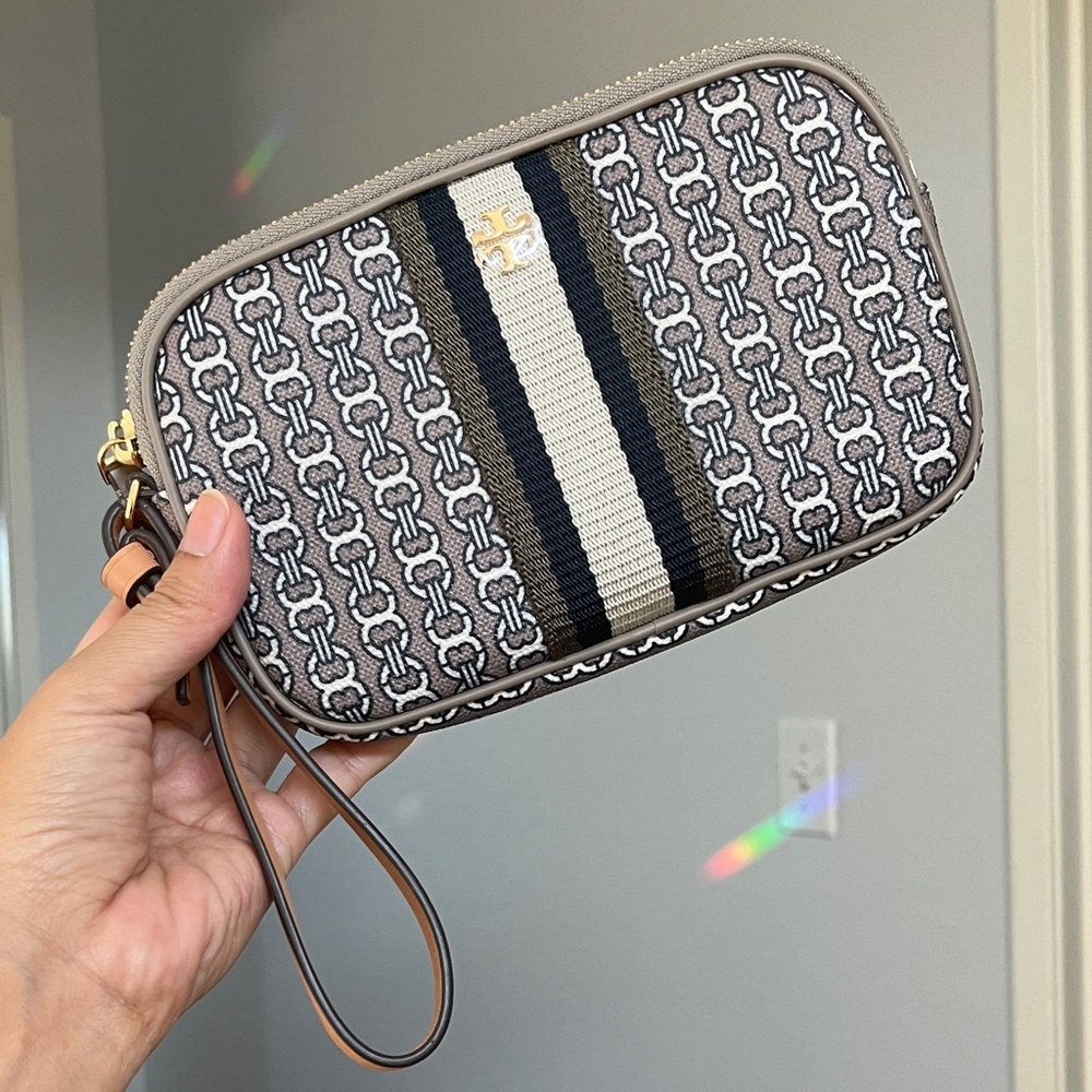Tory Burch Gemini Link Canvas Wristlet